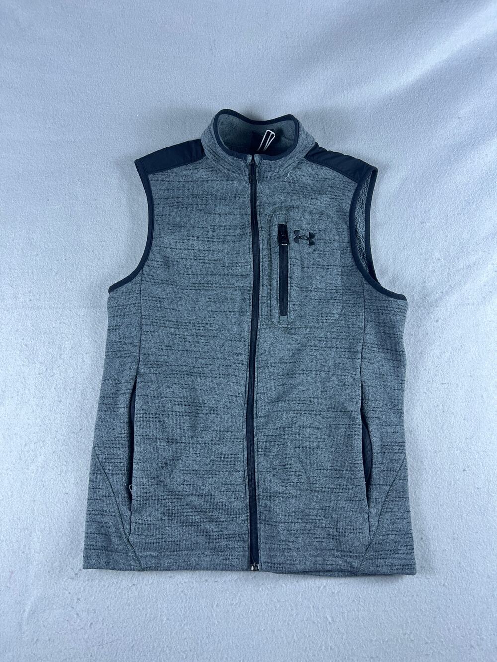 Under Armour Fleece Vest Mens M Gray Full Zip Mock Neck Lined Zipped Pockets